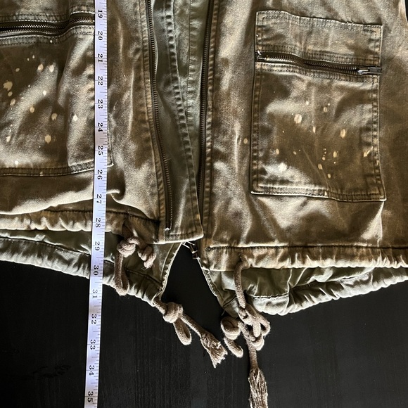 Free people heavy embroidery embellishments green & black thick jacket EUC - Picture 3 of 5